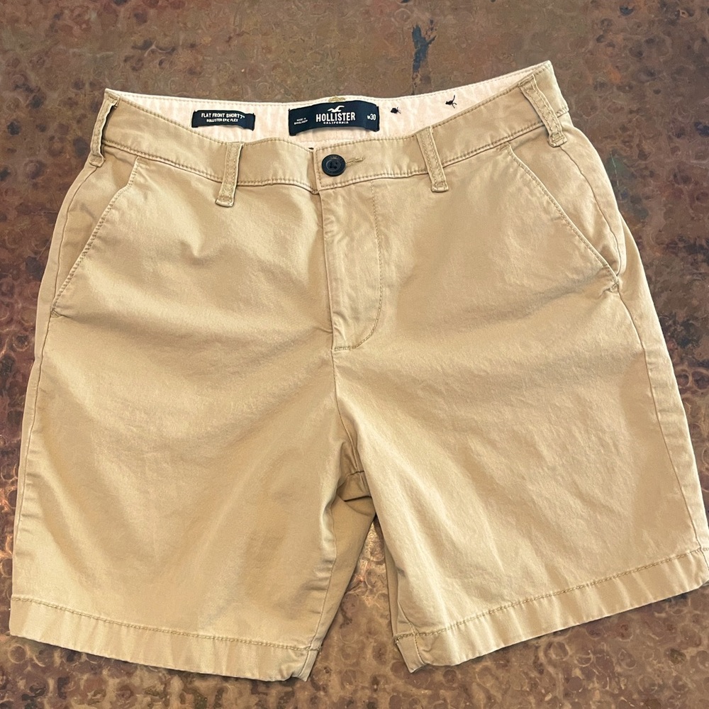Hollister Epic Flex Khaki Shorts, 9" inseam, Men's 30" waist